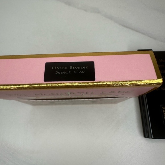 Pat McGrath Lab Divine Bronzer - Desert Glow - Picture 3 of 4